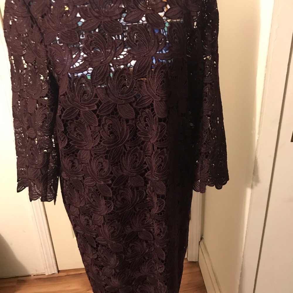 Dress - Picture 4 of 5